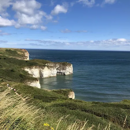 And Tide - Lakeside - Part Of The The Bay Village With Pool, Gym And Direct Access, Pub, Restaurant, Tennis And Meadows Walks