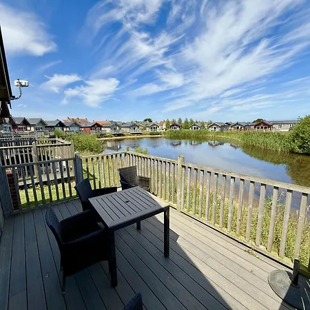 And Tide - Lakeside - Part Of The The Bay Village With Pool, Gym And Direct Access, Pub, Restaurant, Tennis And Meadows Walks Hébergement de vacances Filey
